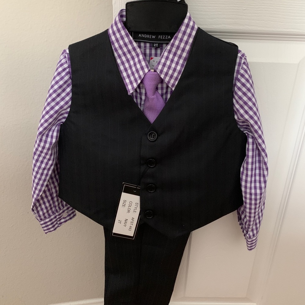 2T four piece suit.